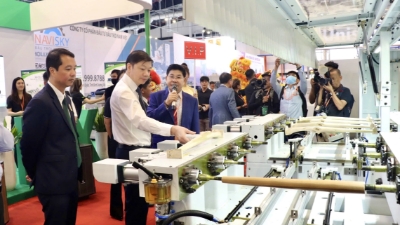 International Woodworking Machinery Exhibition opens in Binh Duong