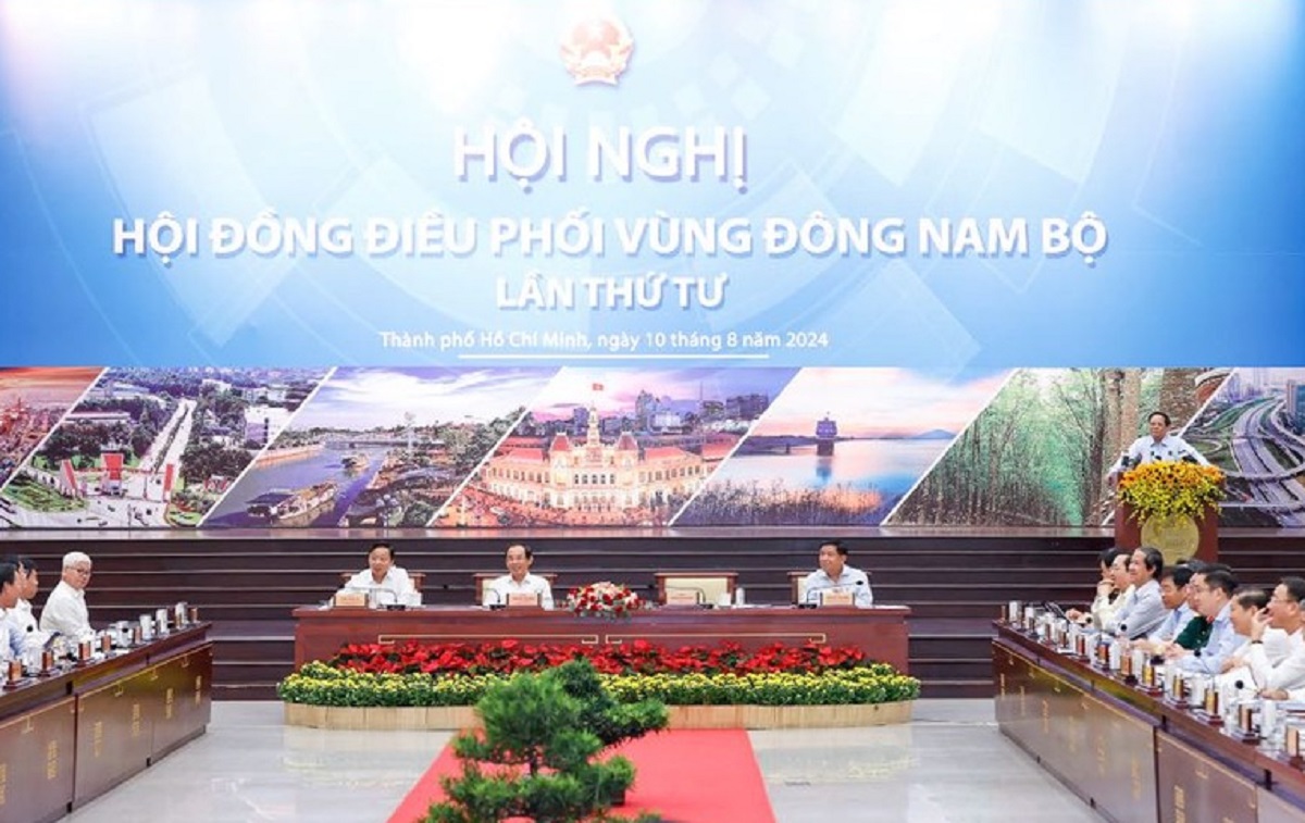 Thủ tướng Phạm Minh Chính chủ trì Hội nghị lần thứ 4 của Hội đồng điều phối vùng Đông Nam Bộ. Ảnh: VGP.