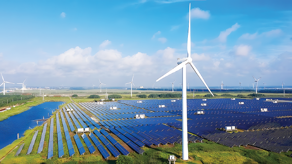 Phát triển nguồn điện xanh: Thách thức lớn và giải pháp 