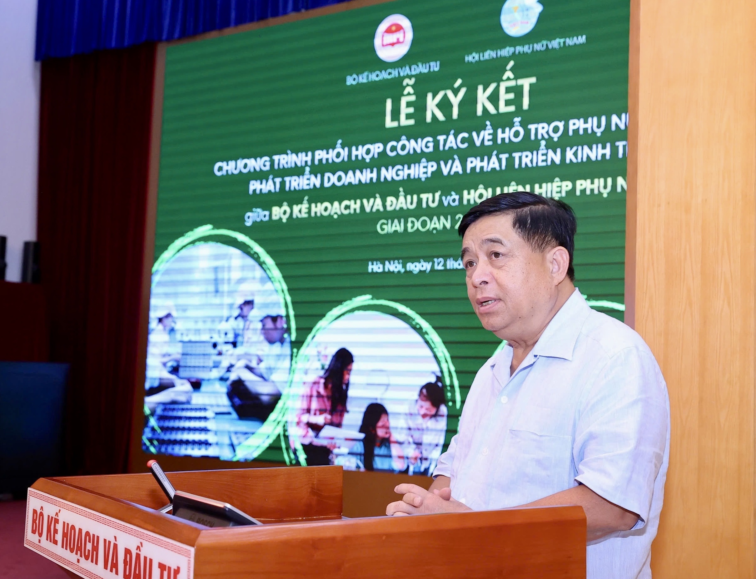 Bộ trưởng Nguyễn Chí Dũng phát biểu tại Lễ ký kết.