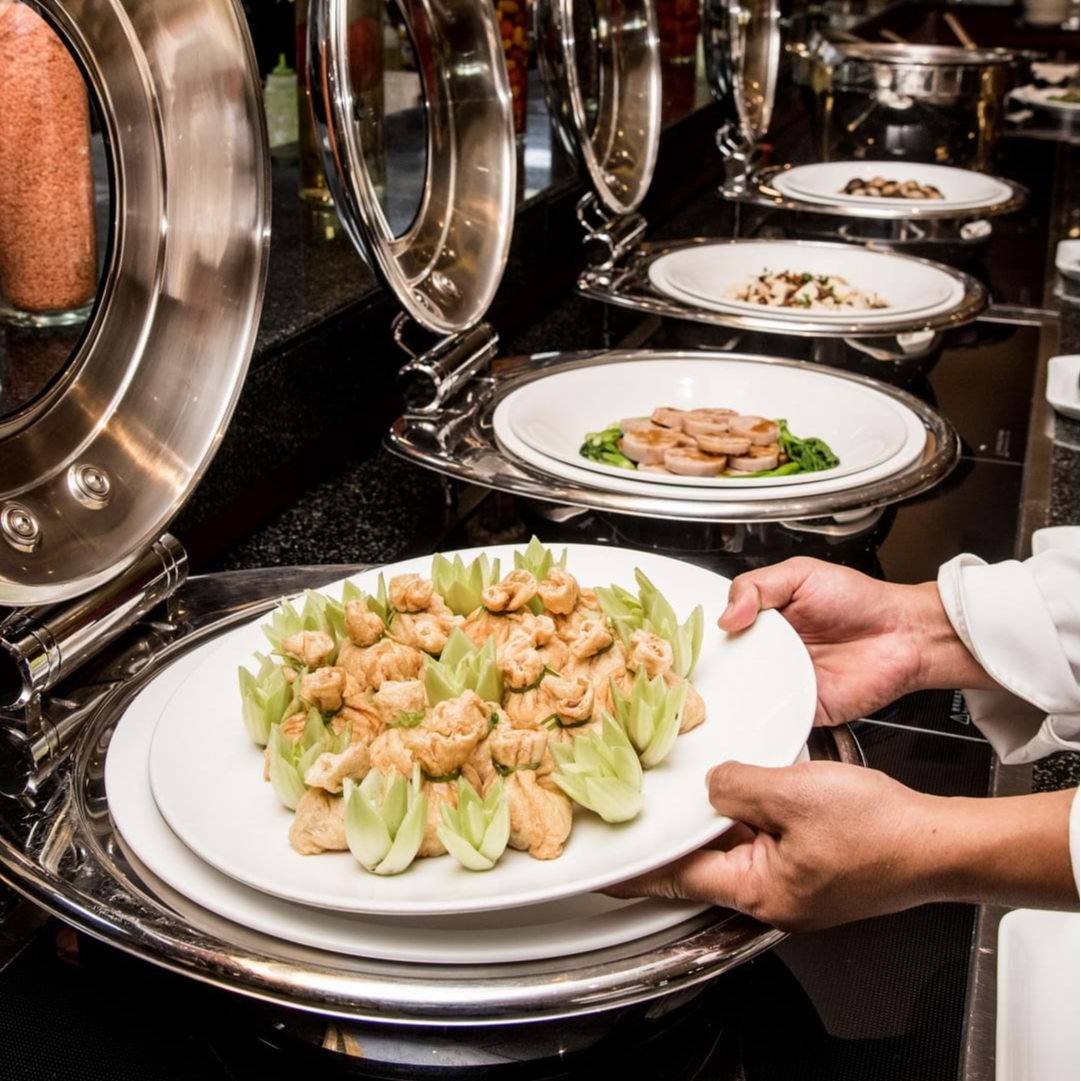 Buffet chay tại Khách sạn Windsor Plaza (Sư Vạn Hạnh, Quận 5, TP.HCM).