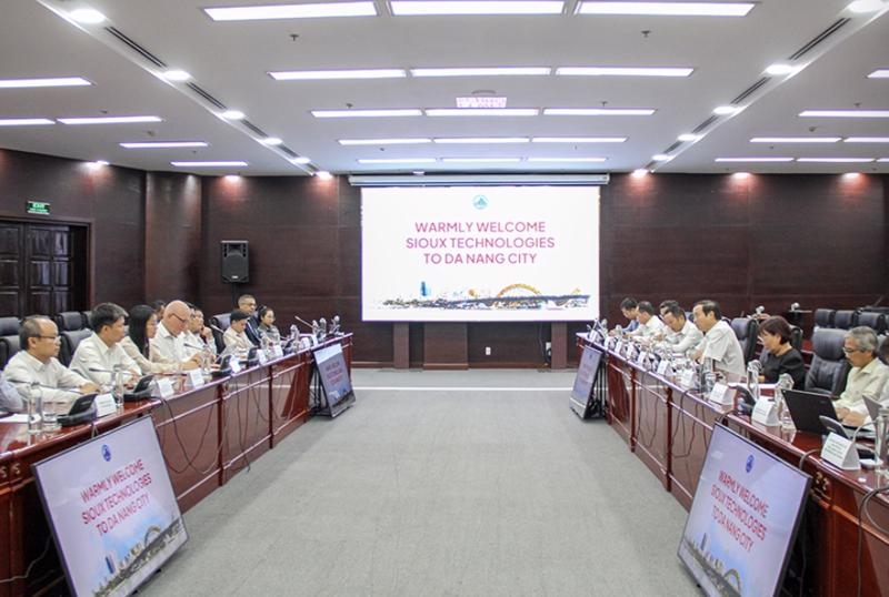 Sioux Technologies group supports Da Nang to develop semiconductor