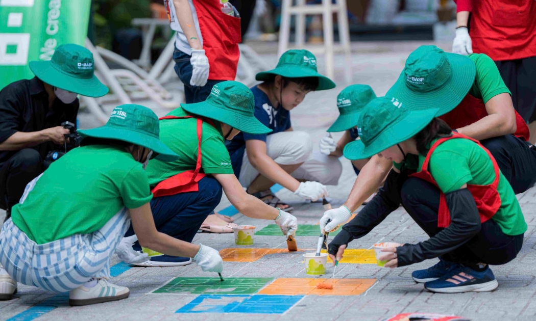 BASF Việt Nam bắt đầu hợp tác với Think Playgrounds từ năm 2019 nhằm chung tay giải quyết tình trạng thiếu không gian vui chơi cộng đồng.