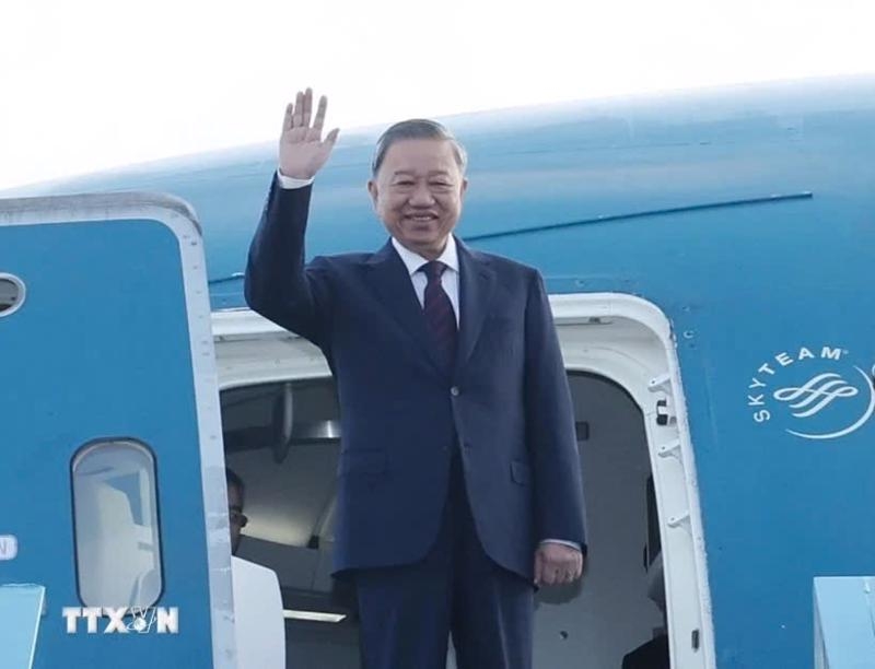 Party General Secretary, State President To Lam leaves Hanoi for State visit to China