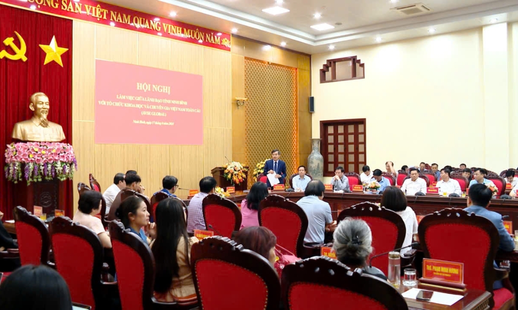 Toàn cảnh cuộc gặp giữa AVSE Global với các nhà lãnh đạo tỉnh Ninh Bình. Ảnh: THNB.