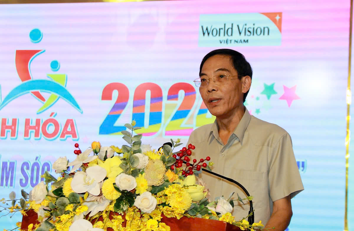 Ông Đầu Thanh Tùng, Phó chủ tịch UBND tỉnh Thanh Hóa, phát biểu tại diễn đàn