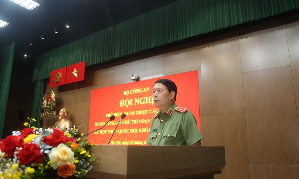 Để phổ biến, quán triệt nội dung cơ bản của các luật trên, lãnh đạo Bộ Công an quyết định tổ chức Hội nghị quan trọng này. Ảnh: Hồng Mây.