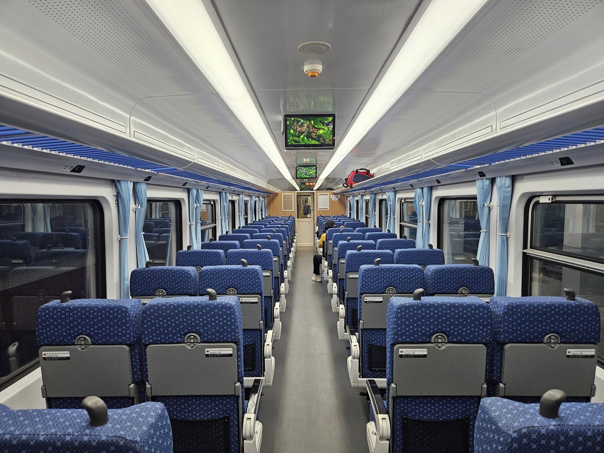 C&aacute;c toa xe sử dụng tr&ecirc;n t&agrave;u SNT6/3 c&oacute; nhiều t&iacute;nh năng hiện đại đưa v&agrave;o khai th&aacute;c phục vụ h&agrave;nh kh&aacute;ch.