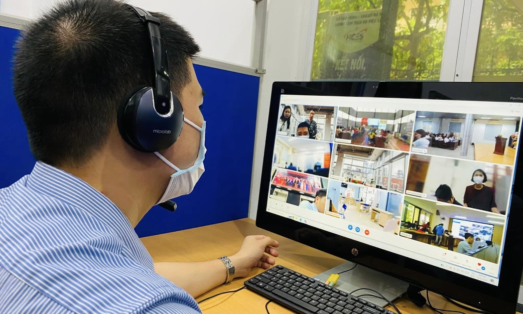 Lao động tìm việc tại Hà Nội. Ảnh: Thanh Bình.