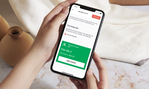 Quản lý hợp đồng bảo hiểm dễ dàng với ứng dụng Manulife Vietnam