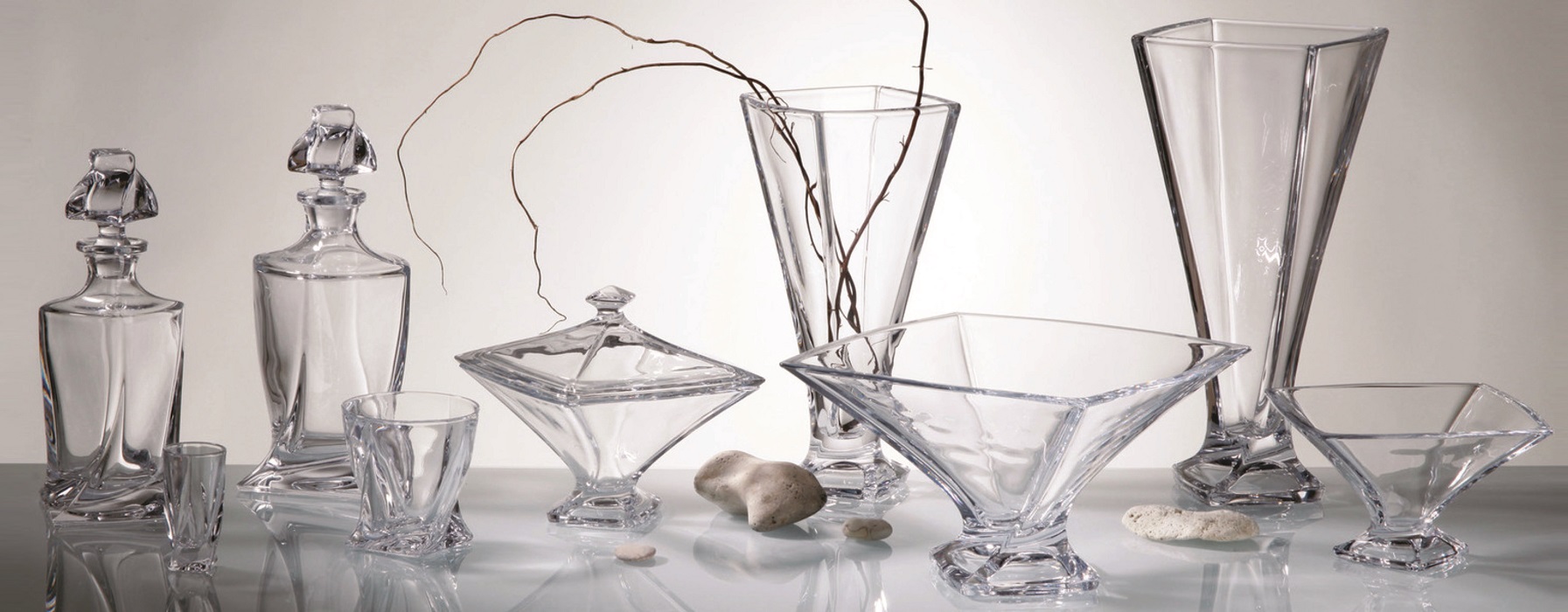 Xuất khẩu thủy tinh v&agrave; c&aacute;c sản phẩm từ thủy tinh của Việt Nam sang Singapore trong th&aacute;ng 7/2024 tăng 94,61% so với c&ugrave;ng kỳ năm 2023.