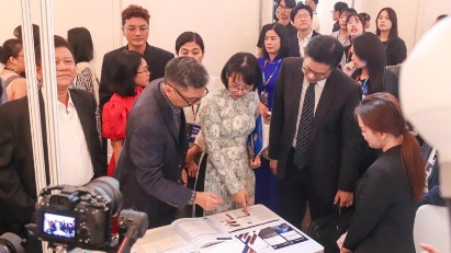 Expo promoting Vietnam-RoK trade and startup ecosystem opens 