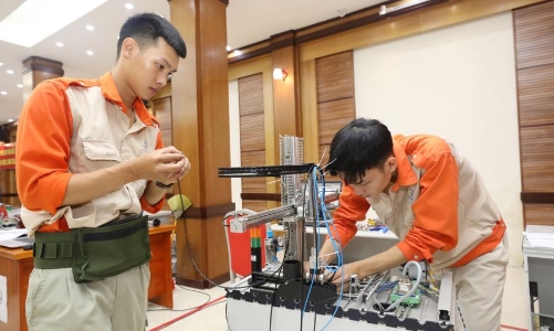 Mức hỗ trợ đào tạo trình độ sơ cấp 10 năm chưa được điều chỉnh