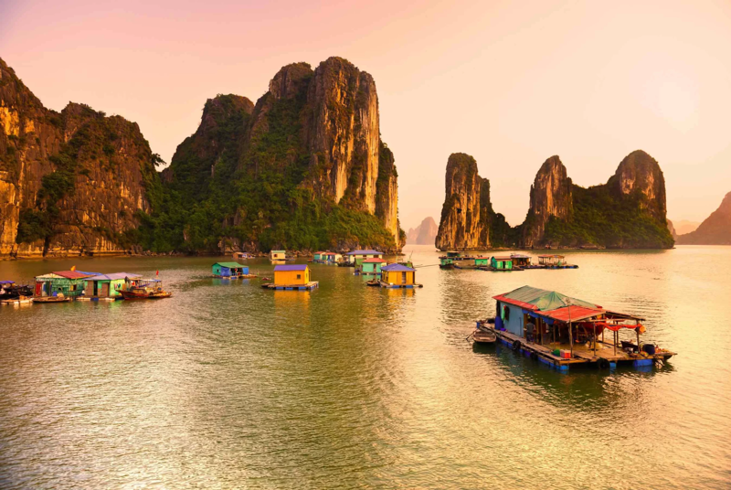 Ha Long Bay - Cat Ba Archipelago recognized as World Geological Heritage