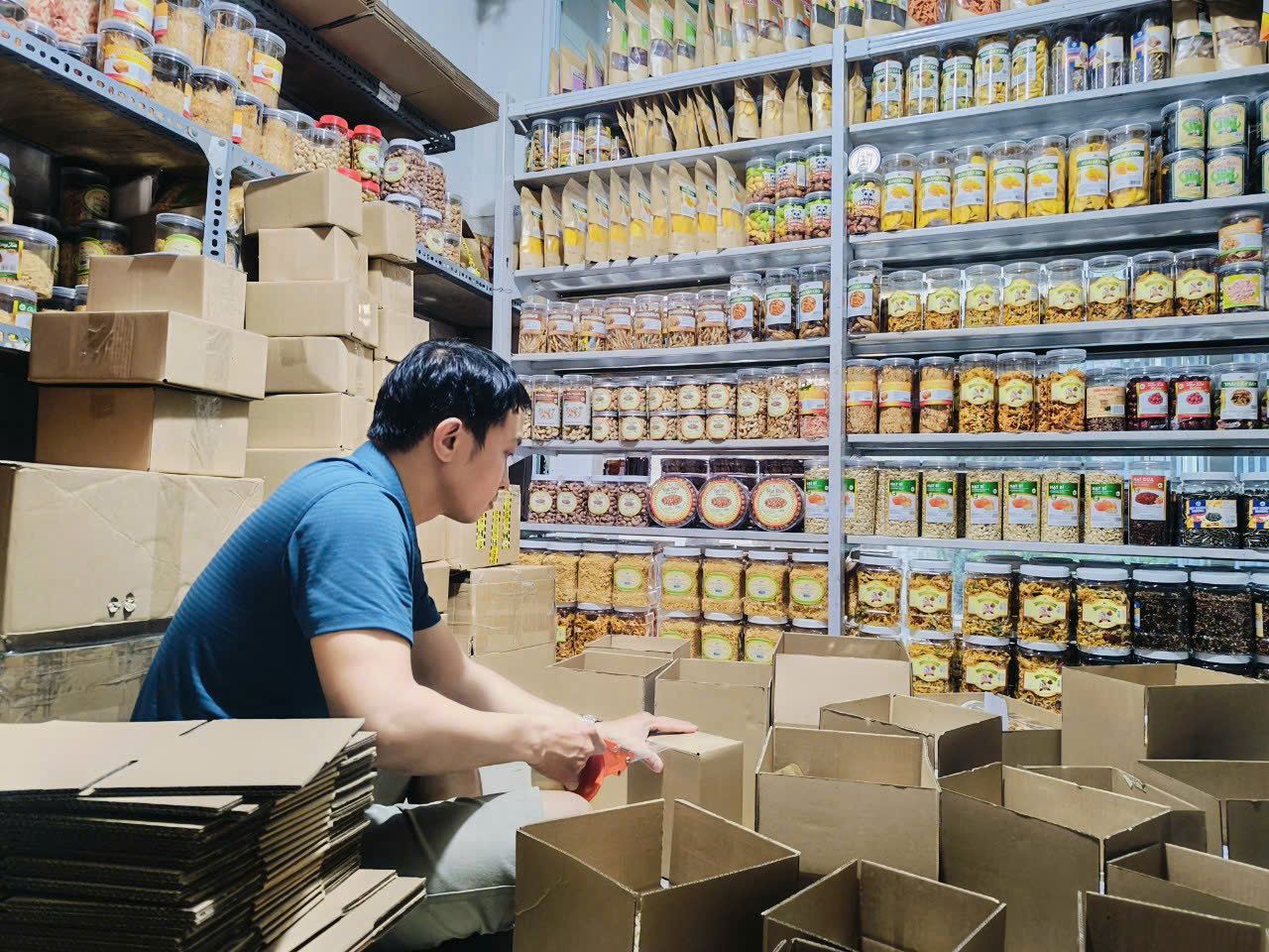 On August 8, during the ASEAN Online Shopping Festival 2024, SIP Vietnam’s sales doubled compared to last year. SKFood was ranked among the top-selling brands on that day in Malaysia and Singapore. (Source: SKFood)