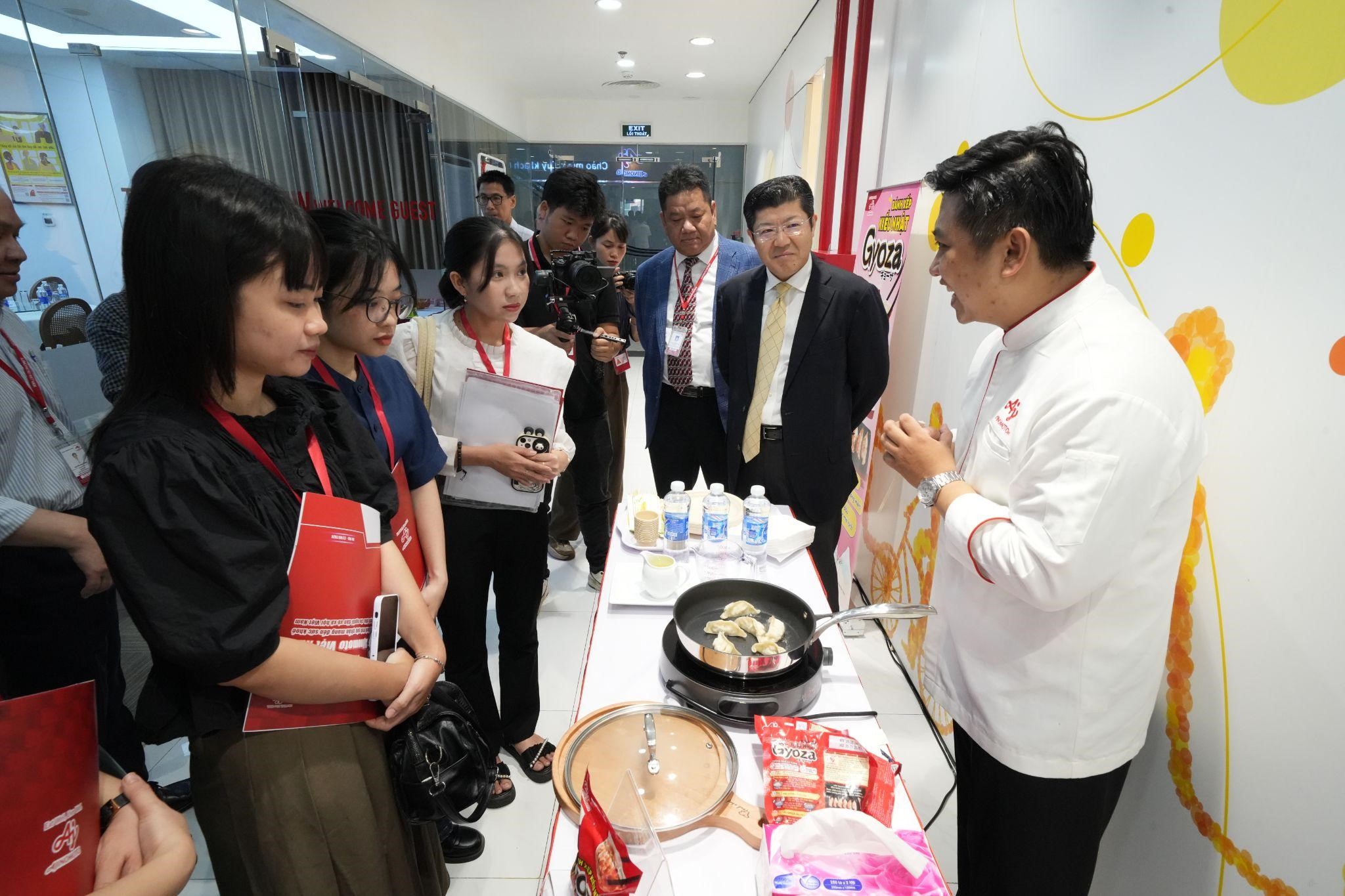 Chương trình dành cho các cơ quan báo chí tại văn phòng Ajinomoto Việt Nam tại Hà Nội.