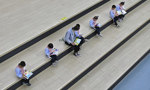 Khủng hoảng dân số Trung Quốc: 20.000 trường học đóng cửa trong 2 năm