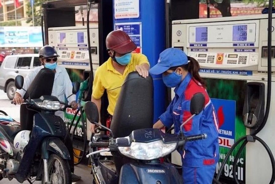 Giá xăng dầu đồng loạt giảm từ chiều 29/8/2024.