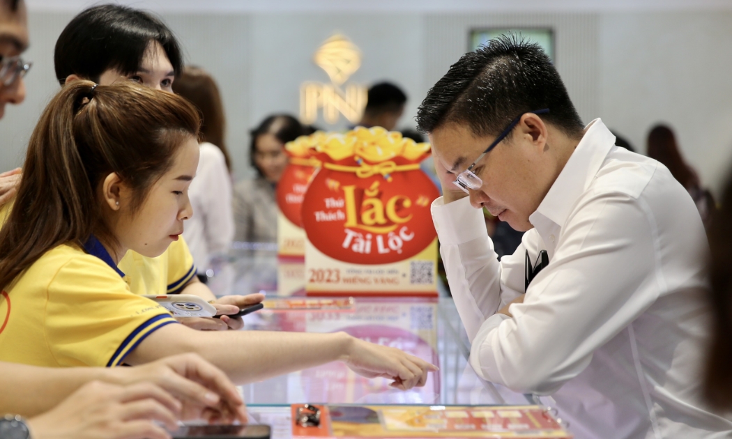 Vàng vẫn là nơi