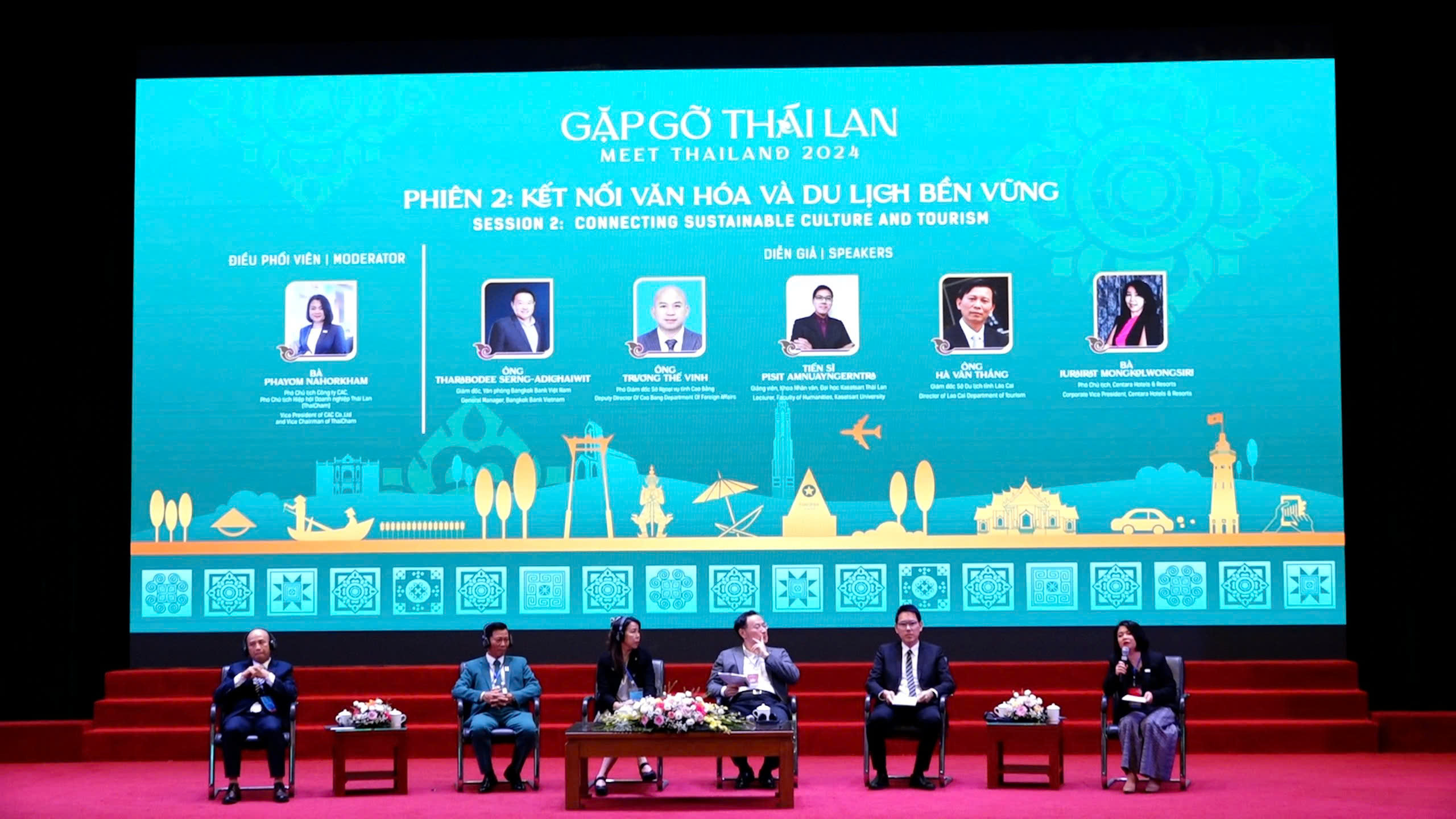 Các diễn giả chia sẻ tại phiên thảo luận trong khuôn khổ  Hội nghị “Gặp gỡ Thái Lan” lần thứ 2. Ảnh: Trần Sơn.