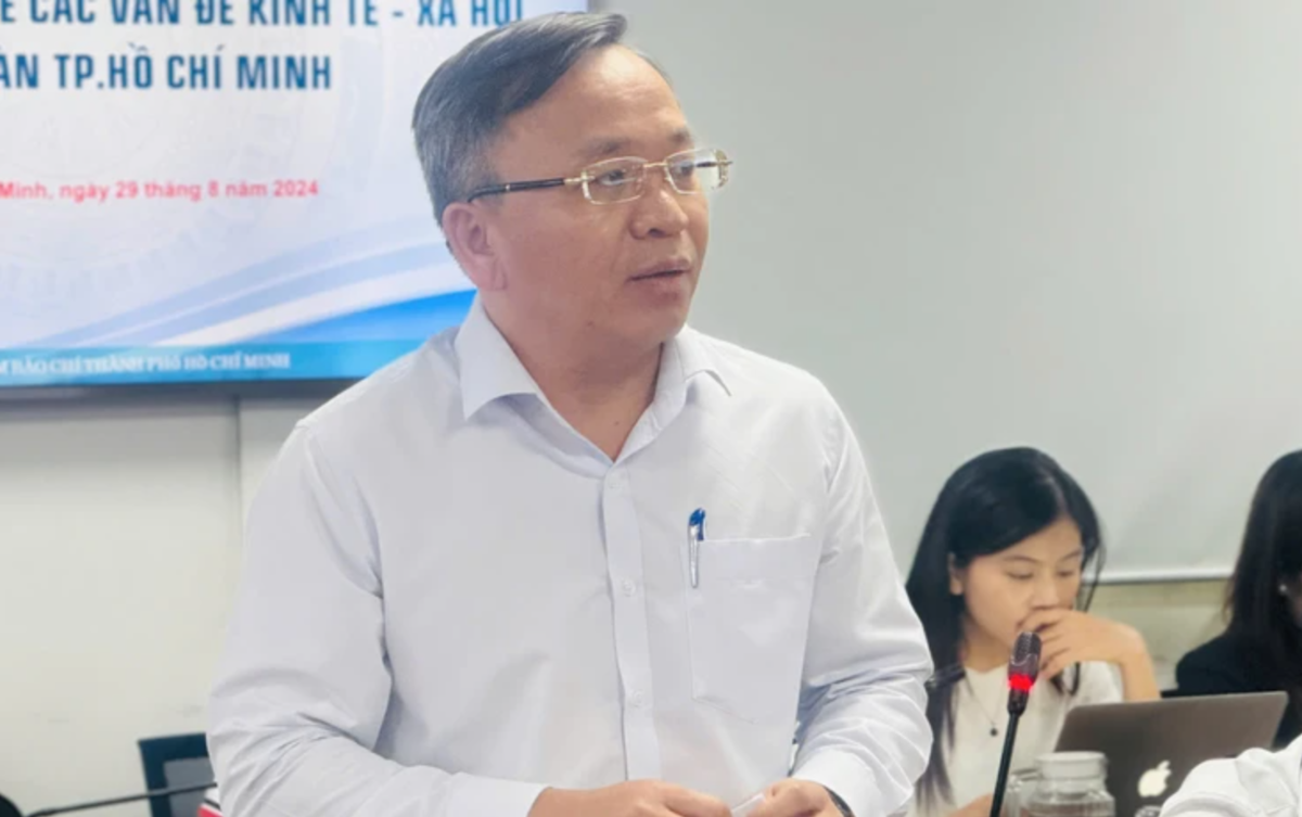 &Ocirc;ng Trương C&ocirc;ng Nam, Ph&oacute; ch&aacute;nh Thanh tra Sở X&acirc;y dựng TP.HCM, th&ocirc;ng tin về&nbsp;cấp giấy ph&eacute;p đối với c&aacute;c c&ocirc;ng tr&igrave;nh x&acirc;y dựng c&oacute; tầng hầm tại TP.HCM - Ảnh: BT.