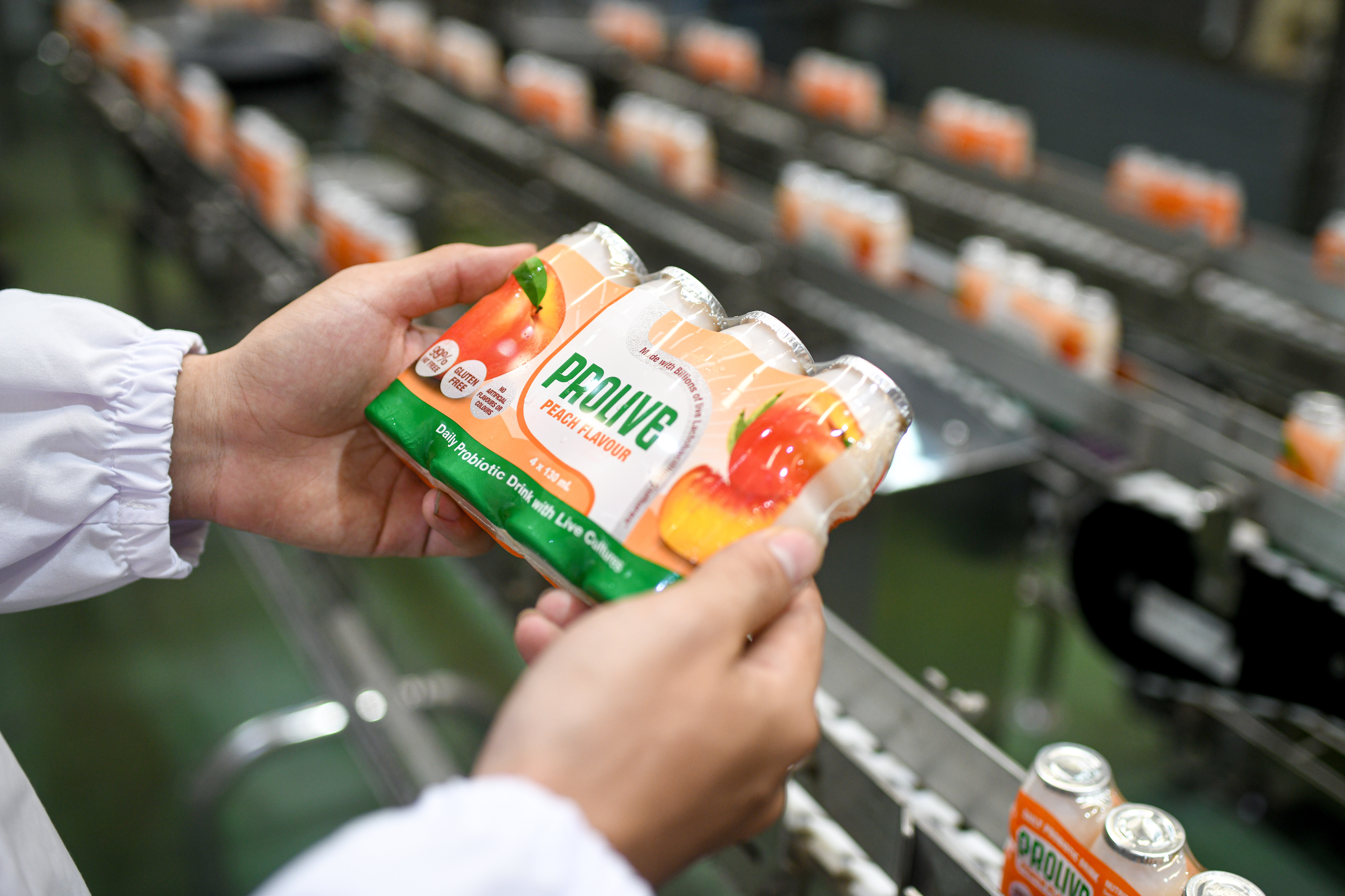 Sản phẩm sữa chua uống không dùng ống hút và bao bì dễ tái chế đã xuất khẩu đến thị trường khu vực Châu Đại Dương.