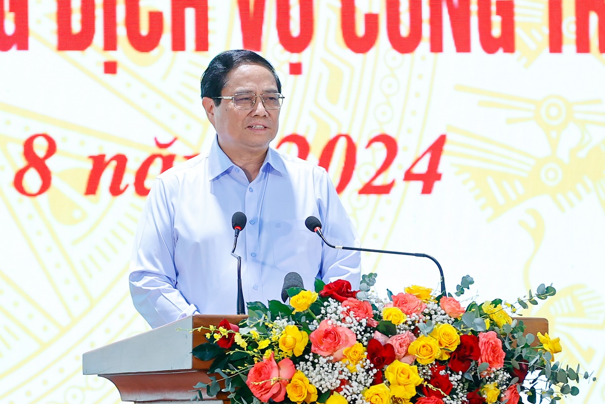 Thủ tướng Phạm Minh Chính: "Chuyển đổi số có vai trò rất quan trọng, góp phần thay đổi phương thức lãnh đạo, chỉ đạo trong tình hình mới, phù hợp, hiệu quả, nâng cao năng lực phản ứng chính sách". Ảnh: VGP..