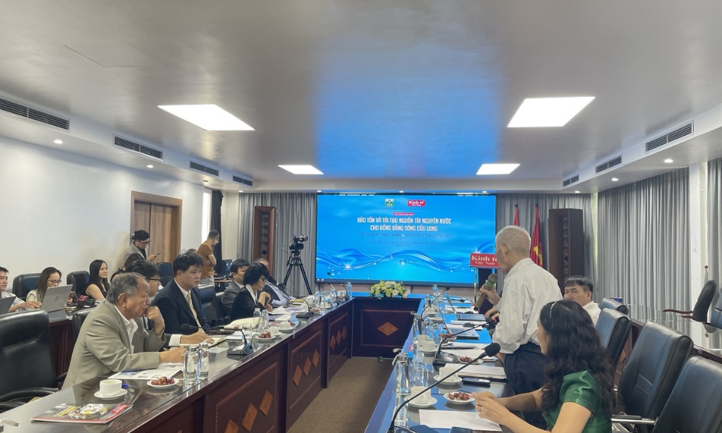 Toàn cảnh Hội thảo Khoa học “Bảo tồn và tái tạo nguồn tài nguyên nước cho đồng bằng sông Cửu Long, tìm kiếm công nghệ và nguồn vốn quốc tế”.