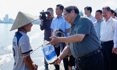 Thủ tướng: Cần lấn biển để tạo quỹ đất mới, mở rộng không gian phát triển