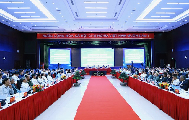 Toàn cảnh Hội nghị triển khai Nghị quyết 136/2024/QH15 diễn ra tại TP. Đà Nẵng. Ảnh Ngô Anh Văn.