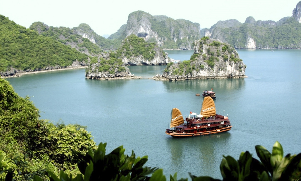 Đảo Cát Bà, Hải Phòng thu hút đông du khách dịp nghỉ lễ