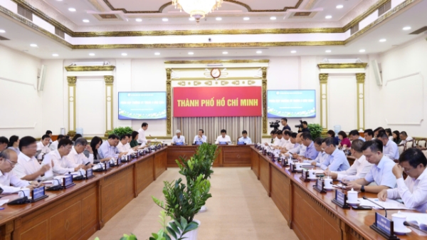 Kinh tế TP.HCM 8 tháng năm 2024: Tiếp tục đà phục hồi, song giải ngân đầu tư công còn thấp