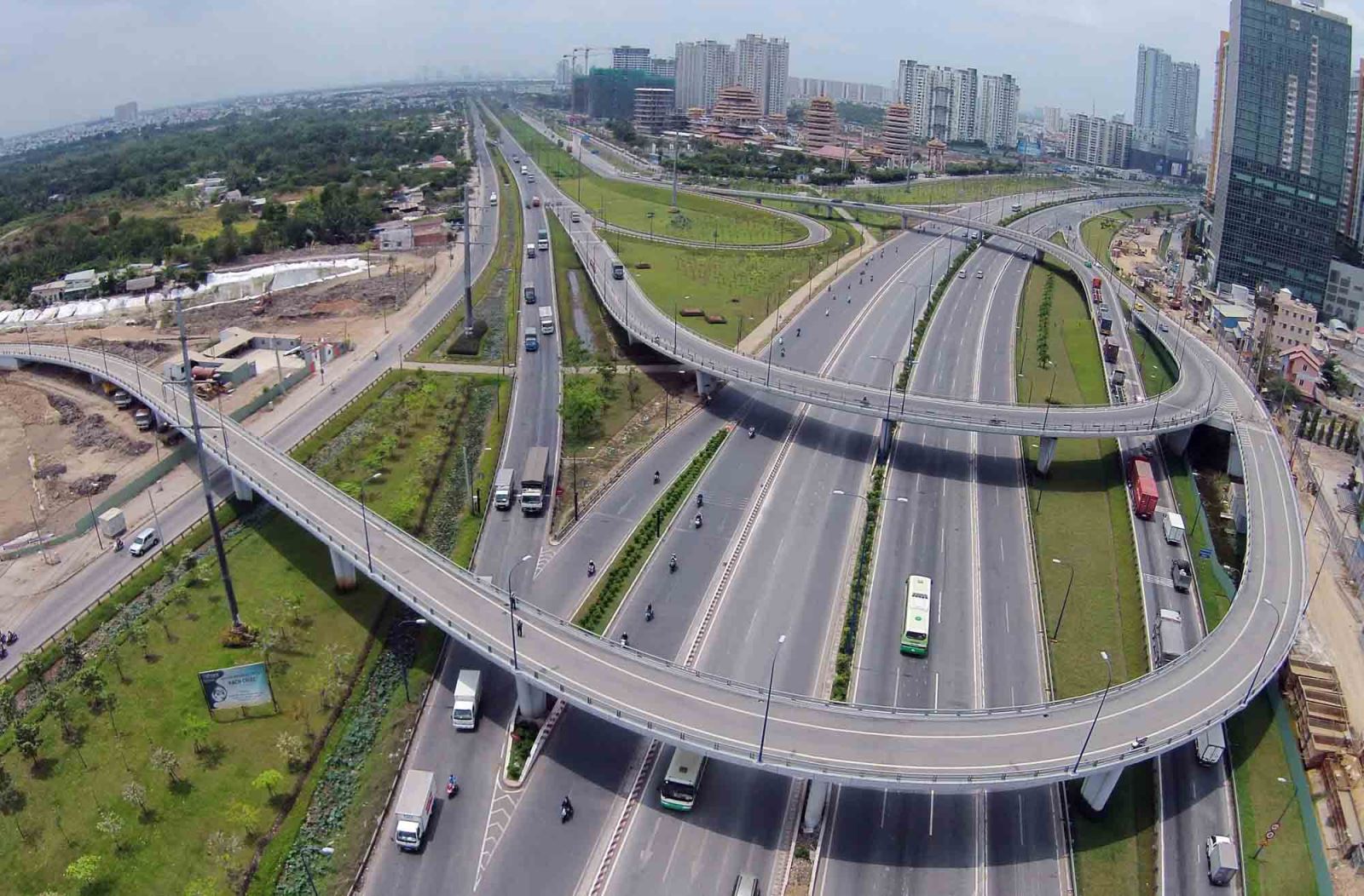 Theo quy hoạch, Vành đai 5 dài khoảng 331 km đi qua 36 quận, huyện của Hà Nội và 7 tỉnh lân cận.