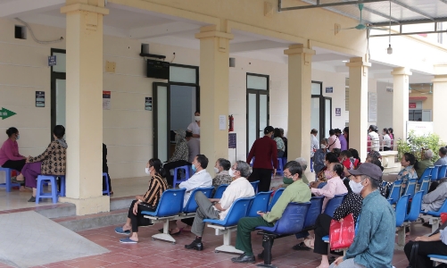 Chuẩn bị sẵn đội y tế cơ động để khám, cấp cứu trong bão số 3