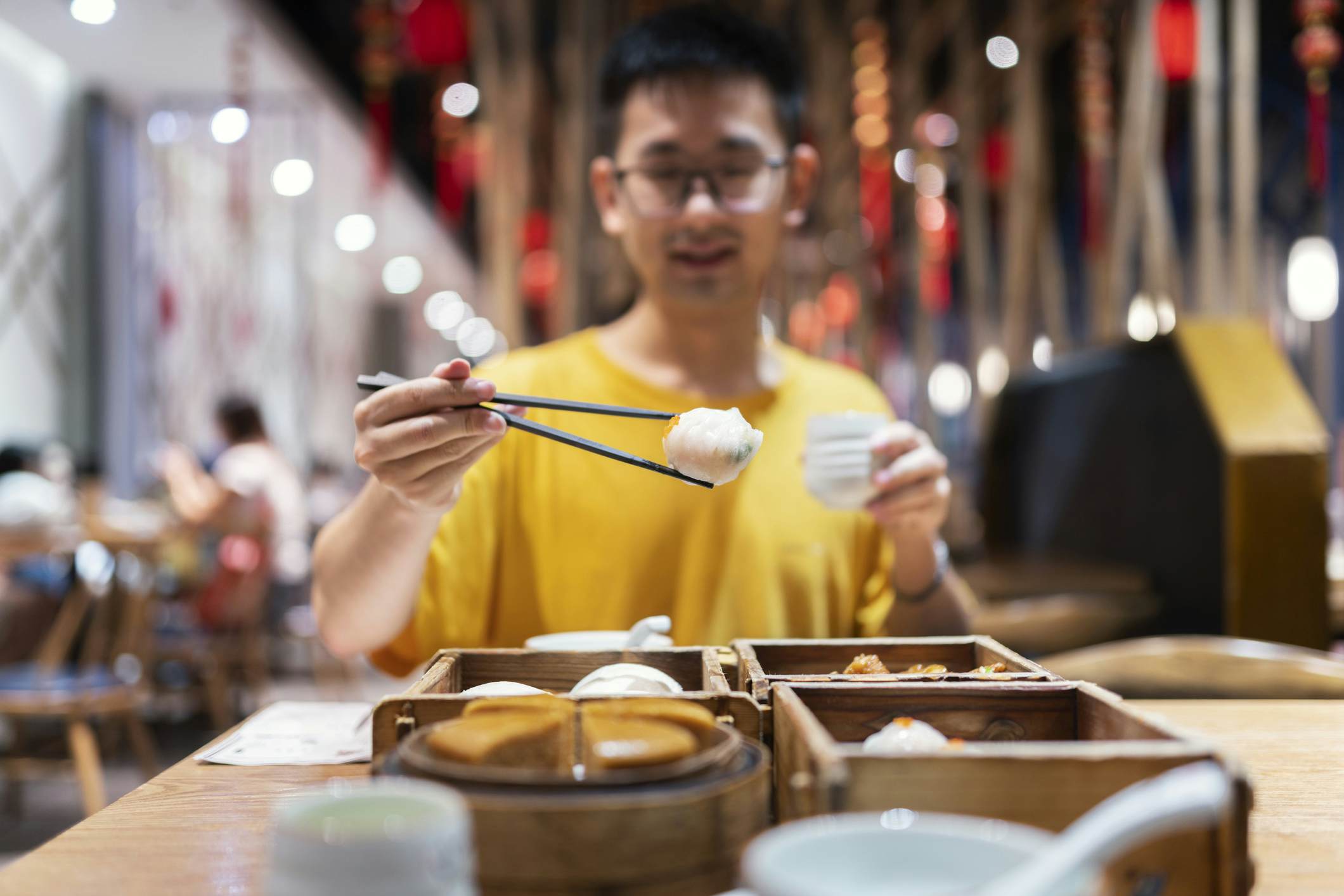 Hộ gia đình một người là loại hộ gia đình phát triển nhanh nhất trên toàn cầu, kéo theo các mô hình tiêu dùng đang nhanh chóng chuyển đổi.