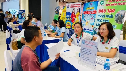 Hanoi generates over 164,000 jobs for workers in 8M