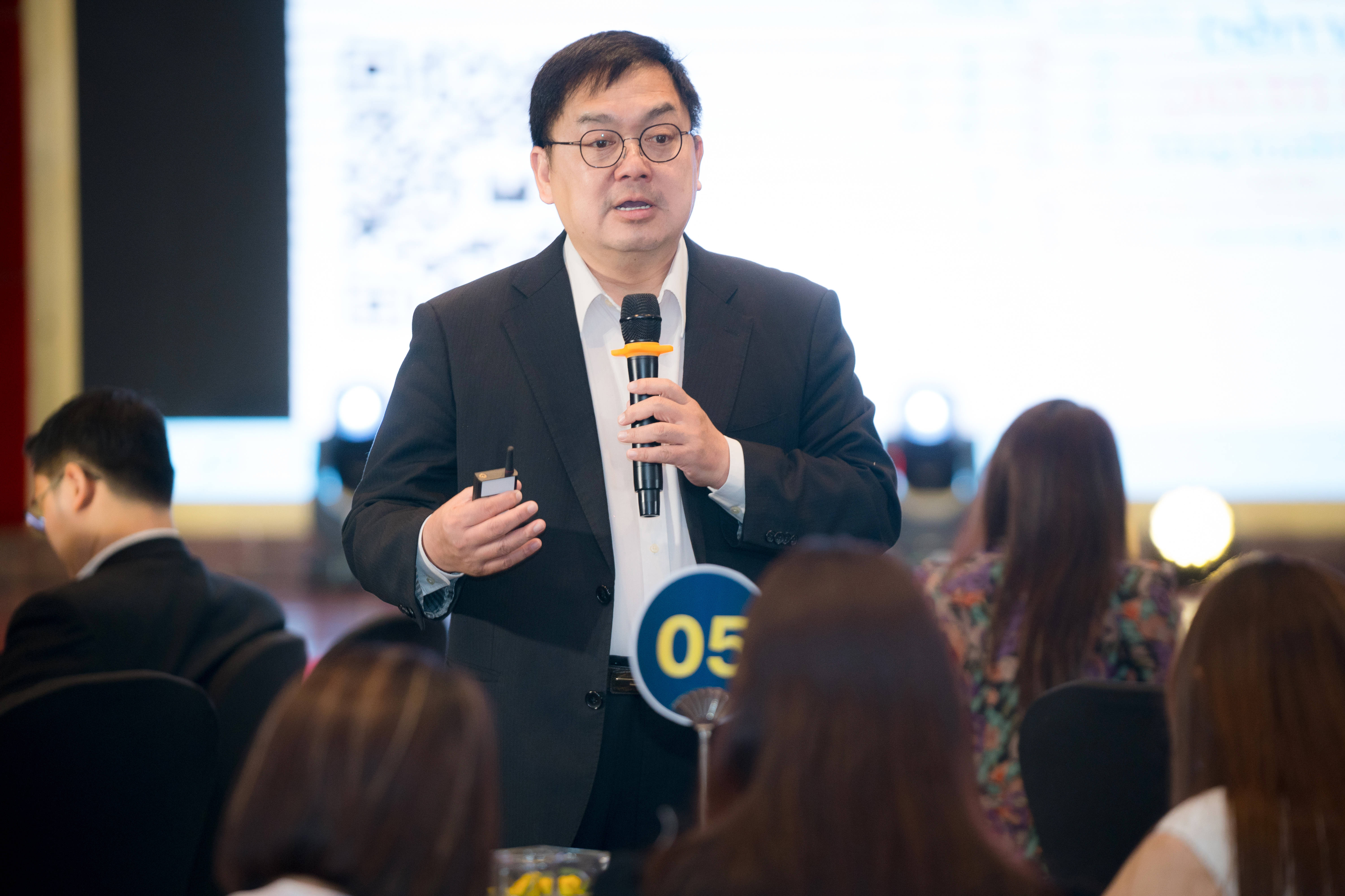 Ông Hoàng Nam Tiến, nguyên Chủ tịch FPT Software, FPT Telecom, Tập đoàn FPT và hiện là Phó chủ tịch Hội đồng Trường đại học FPT chia sẻ tại sự kiện
