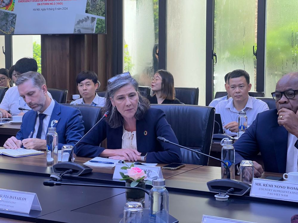 B&agrave; Pauline Tamesis: 