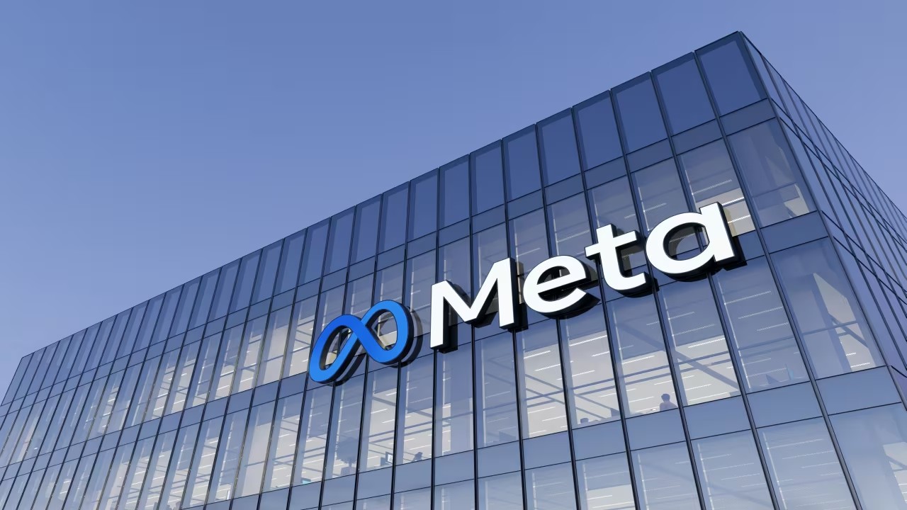 Biên lợi nhuận hoạt động của Meta đạt 38% với mức tăng trưởng doanh thu đạt 22%.