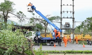 Cấp điện trở lại cho 4,2 triệu khách hàng bị ảnh hưởng do bão Yagi