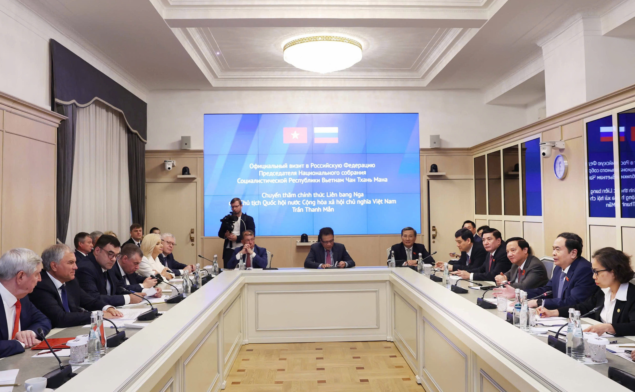 Chủ tịch Quốc hội Trần Thanh Mẫn hội đ&agrave;m với Chủ tịch Duma Quốc gia Quốc hội Li&ecirc;n bang Nga Vyacheslav Victorovich Volodin - Ảnh: Quochoi.vn