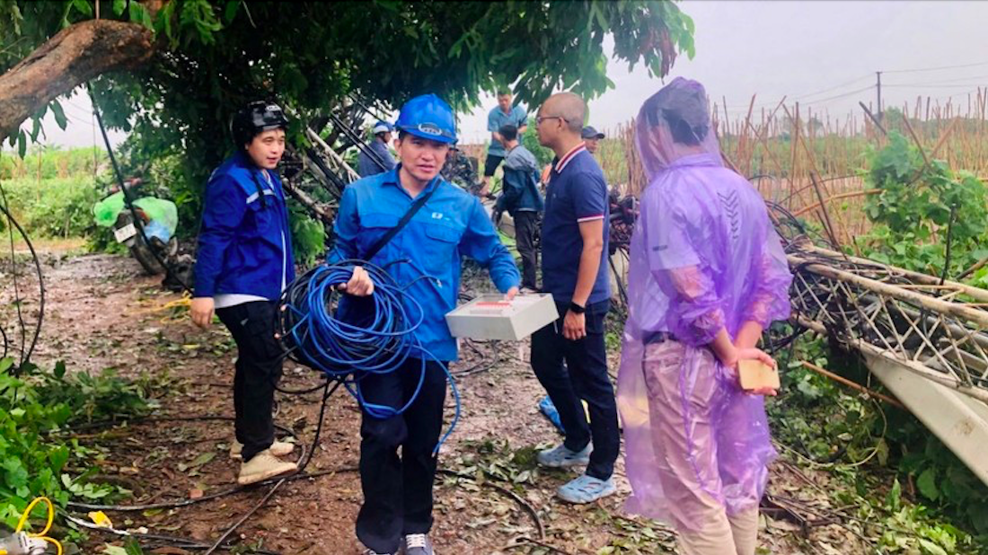 Nhà mạng VinaPhone cho biết đã huy động 100% nguồn lực đảm bảo liên lạc cho người dân.