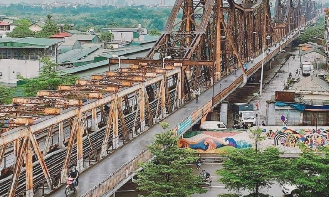 Từ 13h00 ngày 13/9, thông tuyến đường sắt đi qua cầu Long Biên và cầu Đuống