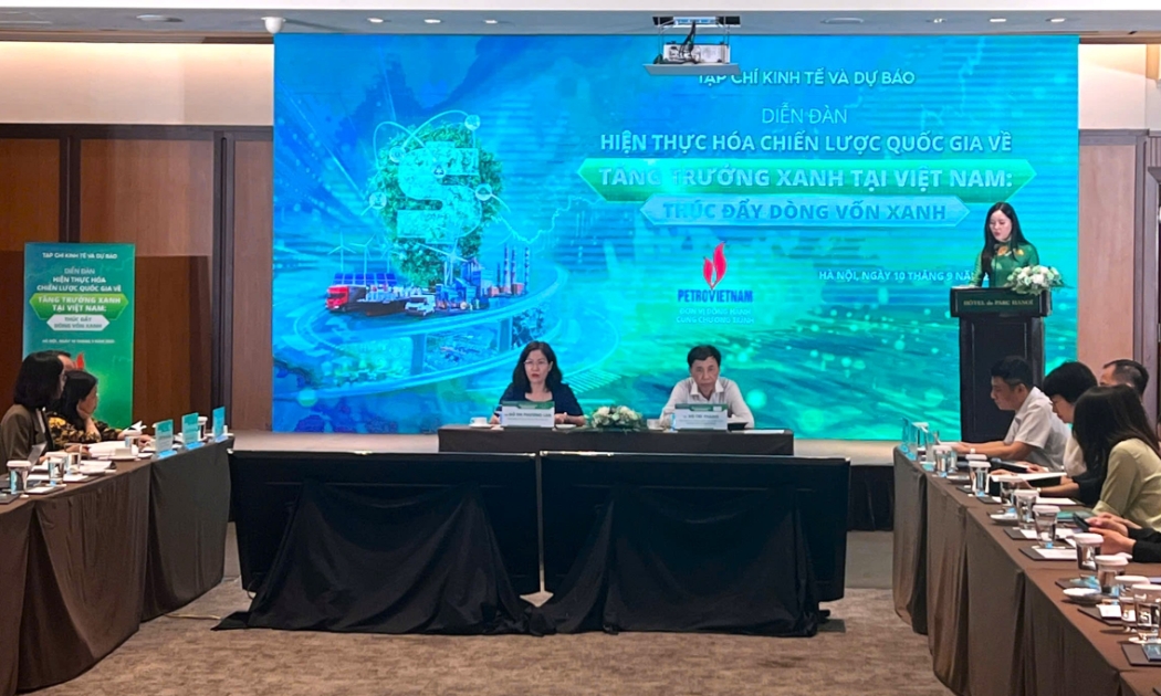 Diễn đàn “Hiện thực hóa Chiến lược quốc gia về tăng trưởng xanh tại Việt Nam: Thúc đẩy dòng vốn xanh.