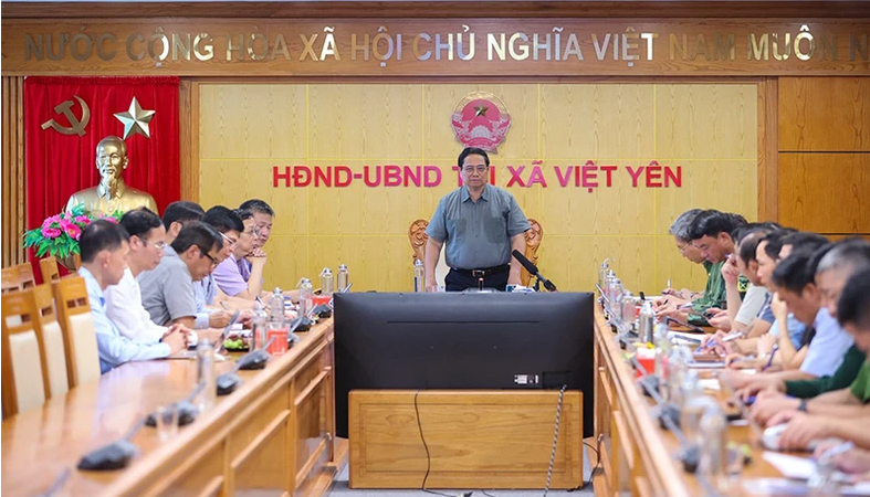 Thủ tướng Phạm Minh Chính chủ trì họp trực tuyến với một số bộ, ngành, tỉnh, thành phố phía Bắc.
