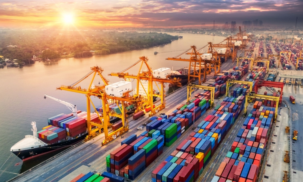 TP. Hồ Chí Minh phấn đấu trở thành trung tâm logistics tầm cỡ khu vực châu Á và thế giới - Ảnh minh họa.