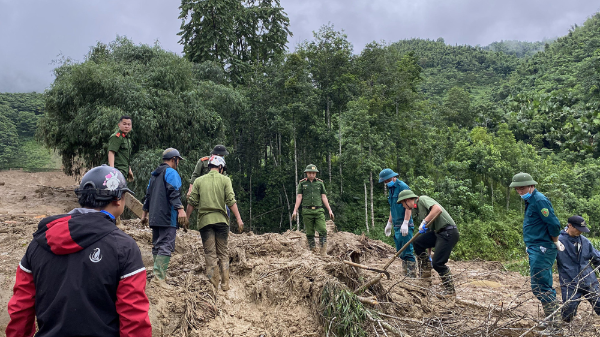 Quốc tế viện trợ người dân gặp bão lũ, lô hàng đầu tiên sẽ đến sân bay Nội Bài vào tối nay