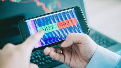 Over 331,200 new securities accounts open in 8M