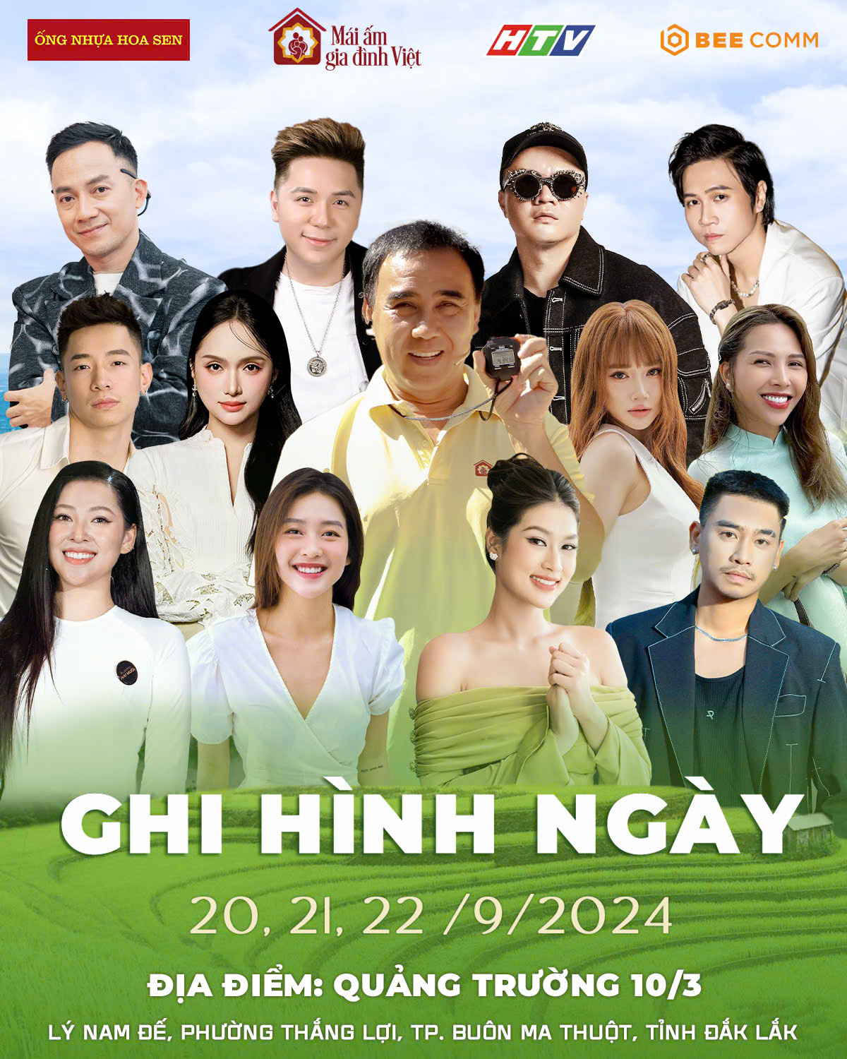 MC Quyền Linh và các khách mời tham gia ghi hình chương trình “Mái ấm gia đình Việt” tại Đắk Lắk.