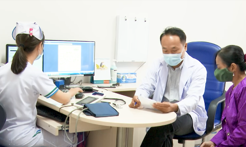 Đề xuất các trường hợp người bệnh được vượt tuyến, không cần giấy chuyển viện